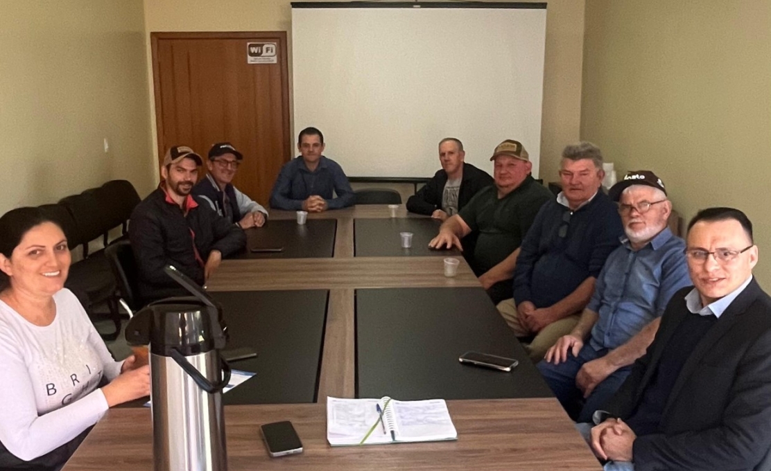 Reunião Estratégica com Proprietários das Agroindústrias: Avaliação da Festa do Vinho e do Queijo 2025 e Definição de Me